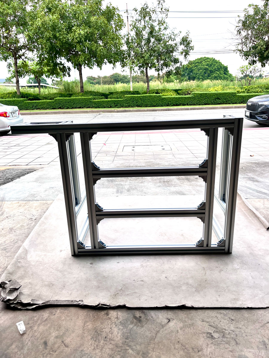 งานประกอบอลูมิเนียมโปรไฟล์ 5/11/68