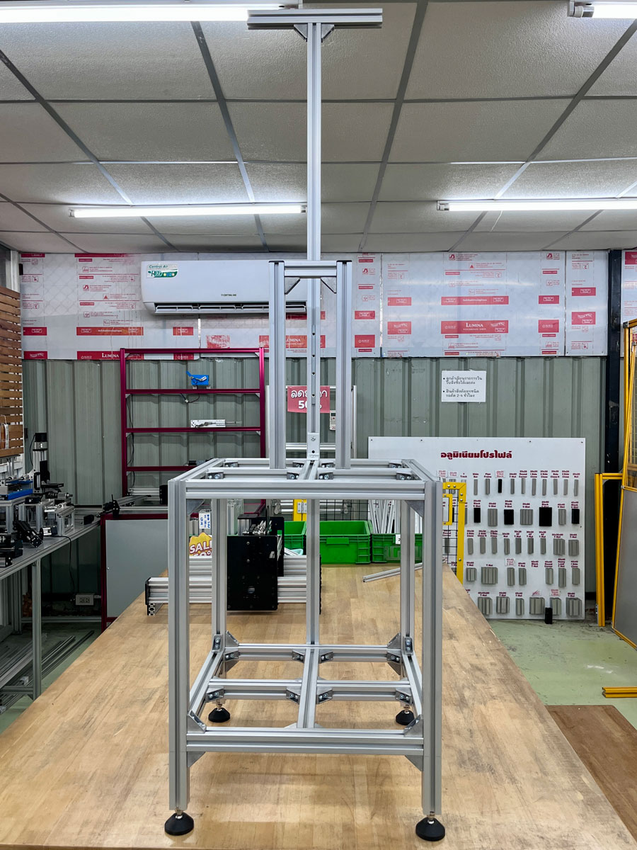 งานประกอบอลูมิเนียมโปรไฟล์ 10/11/68