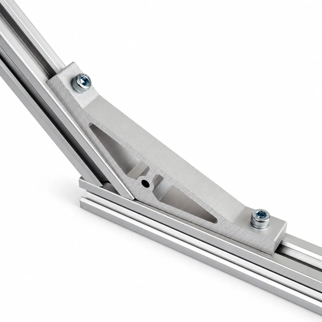 BAC-213 — Hard Bracket 20mm 135องศา Heavy Load สีเงิน
