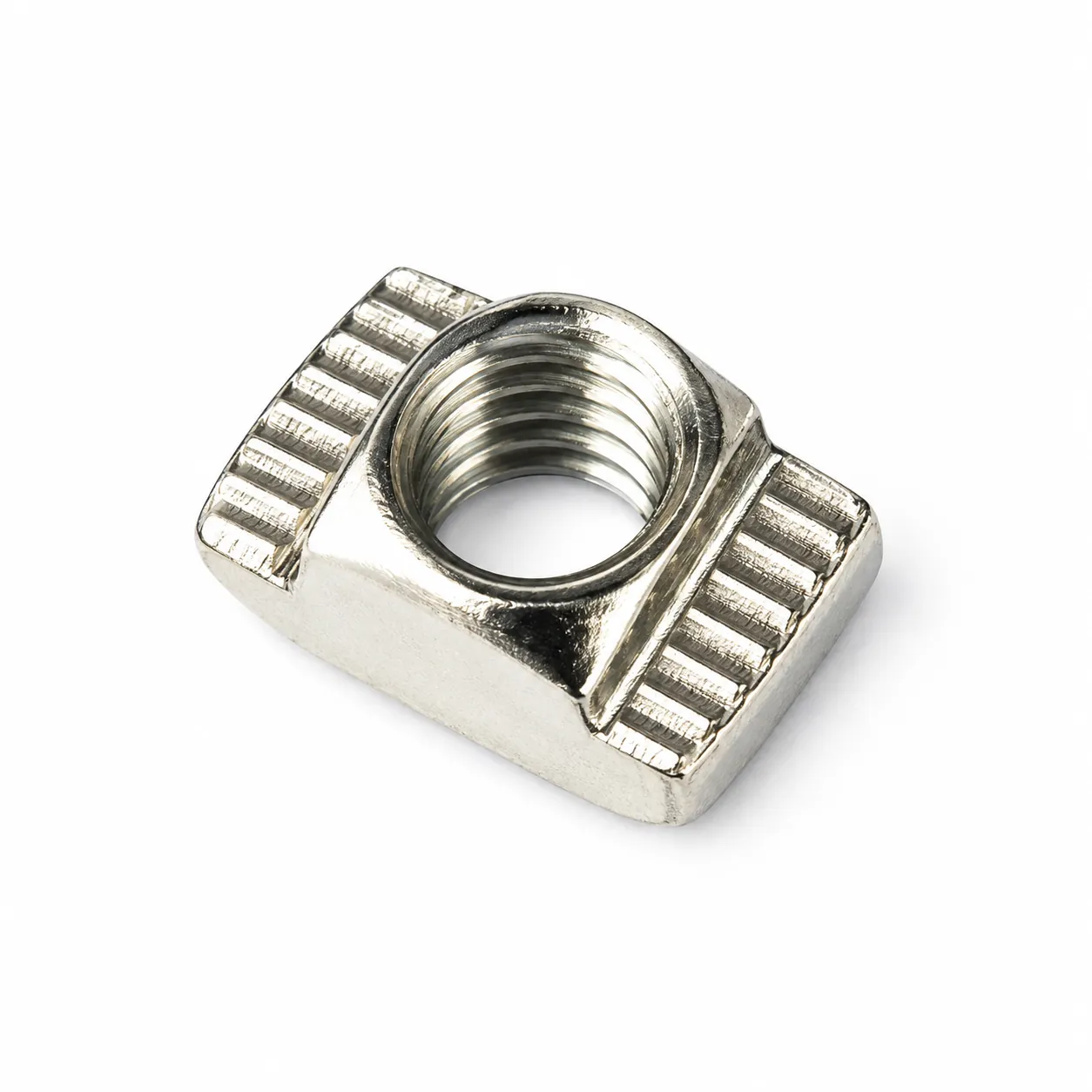 BBB-24 — T-Nut/Free Nut 20mm M4