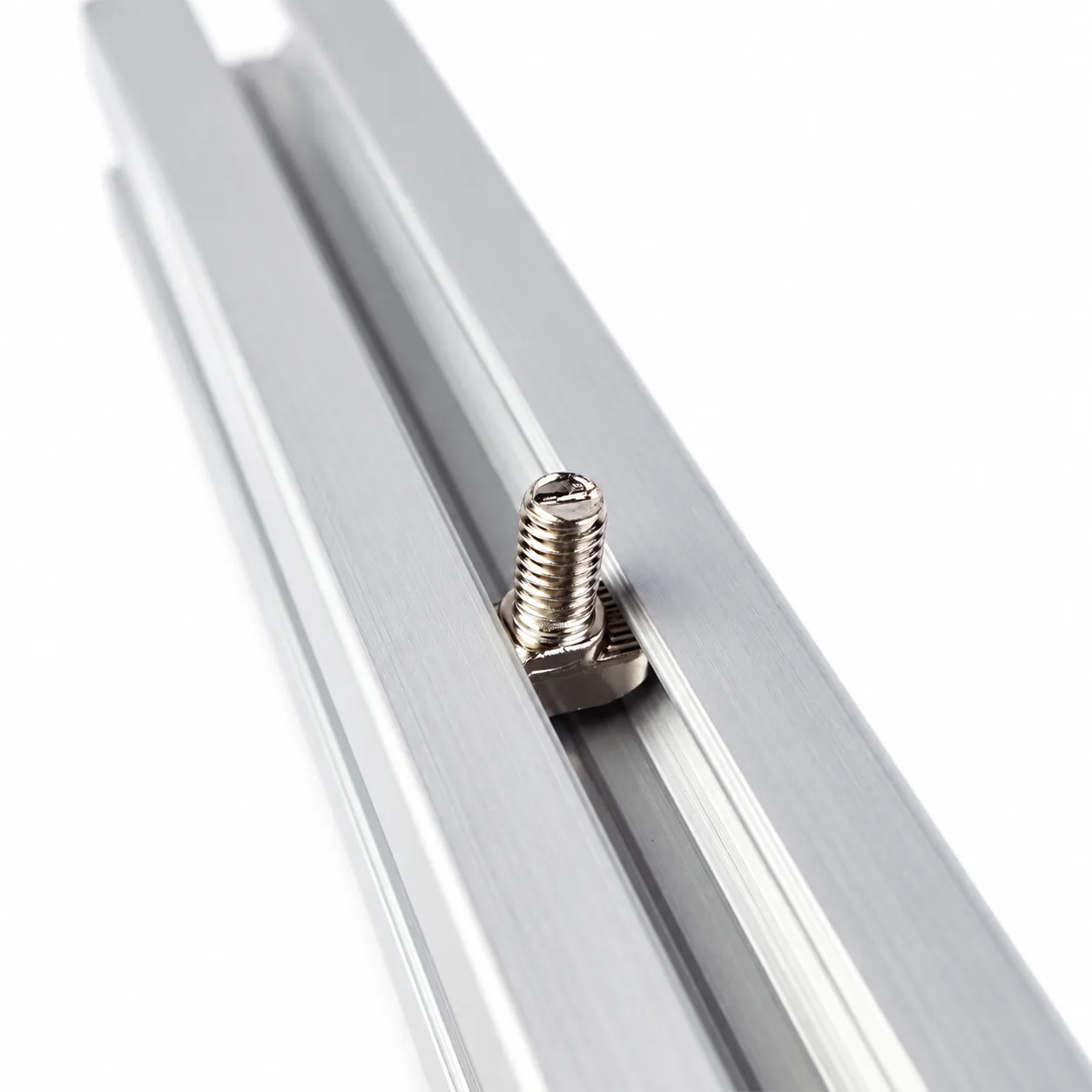 BBF-612 — T-Bolt 30mm M6x12