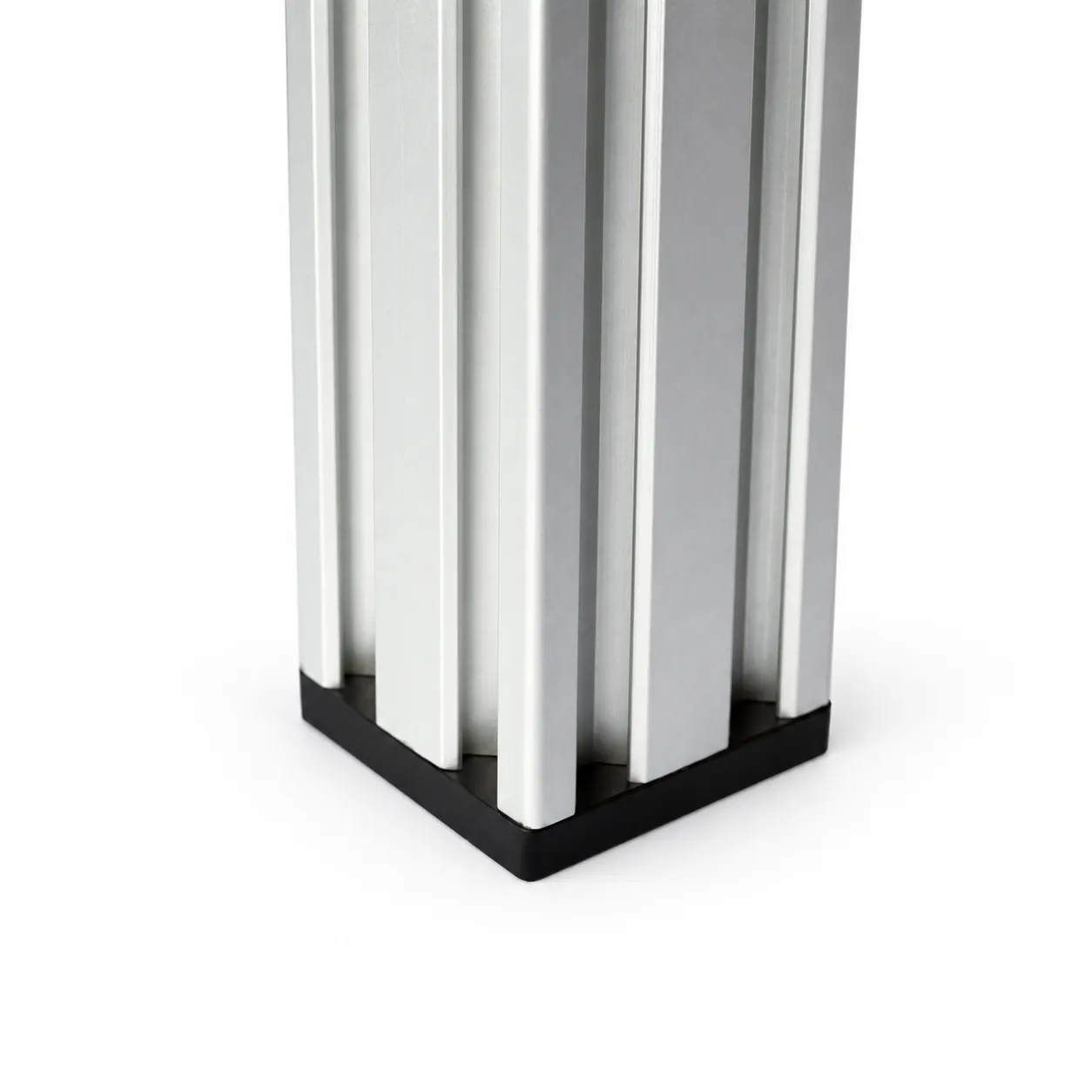 BCE-4VB — End Cap 40x40mm V-Slot อลูมิเนียม สีดำ