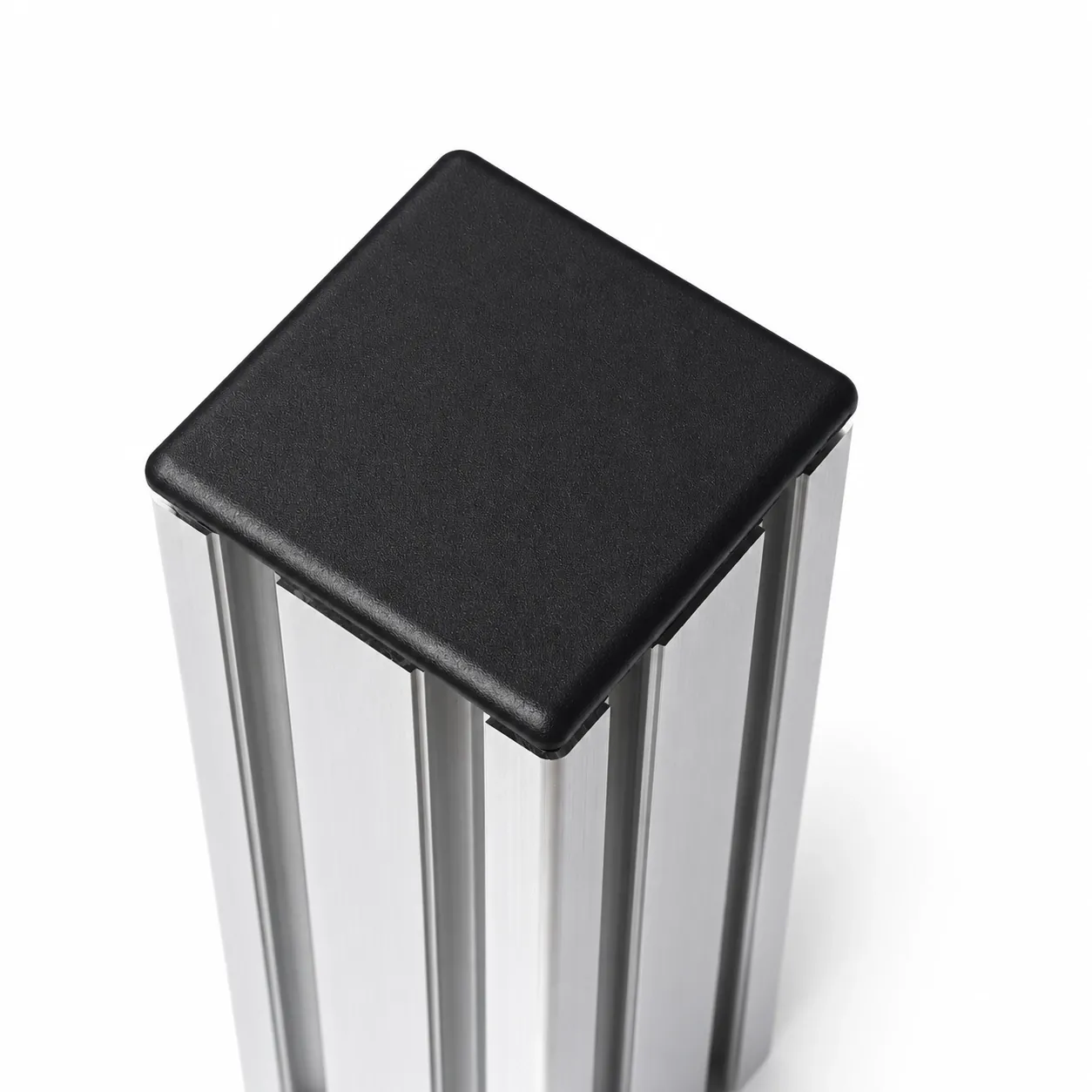 BCE-6 — Endcap 60x60mm T-Nut 2 Slot
