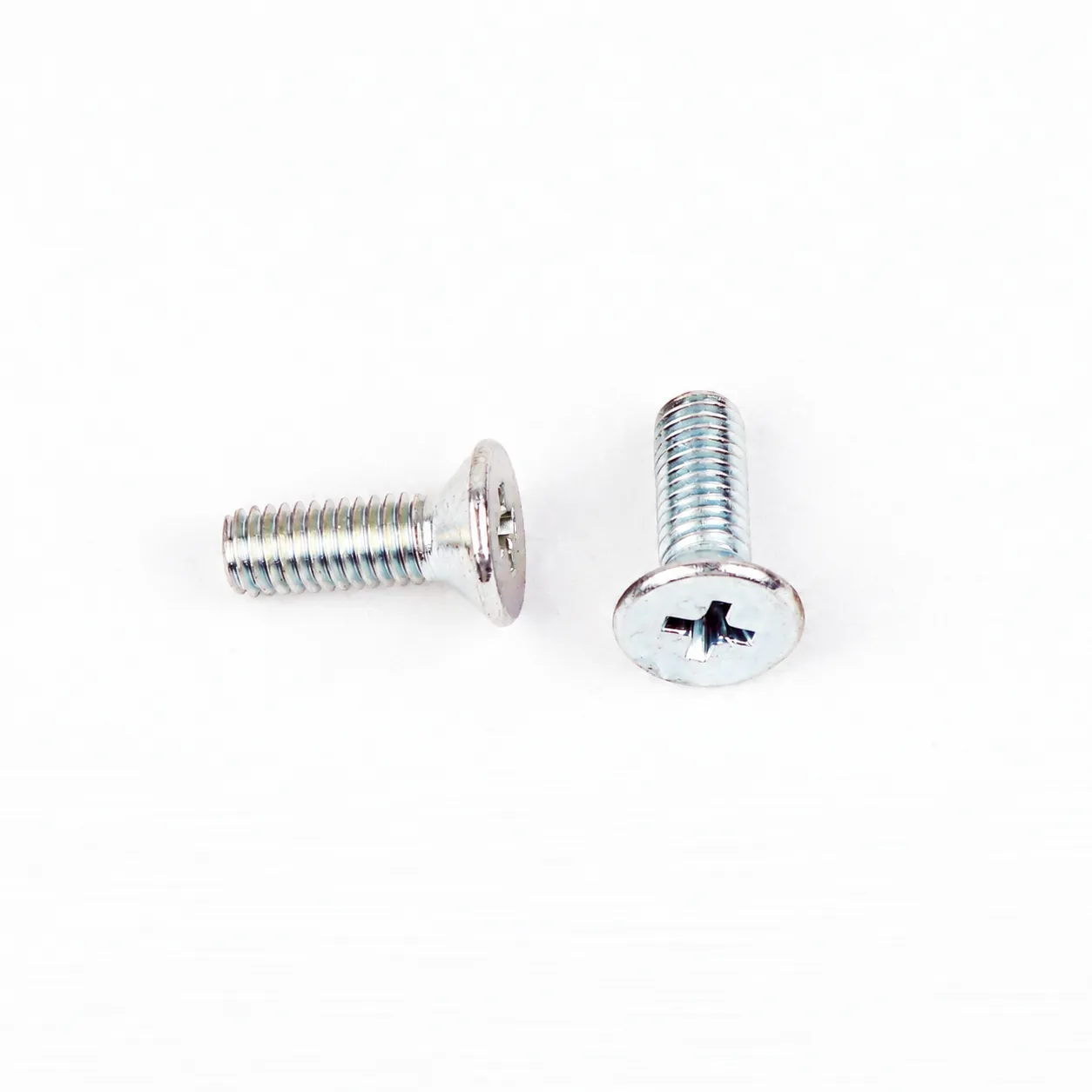 EAB-515 — น็อตหัวเทเปอร์แฉก M5x15