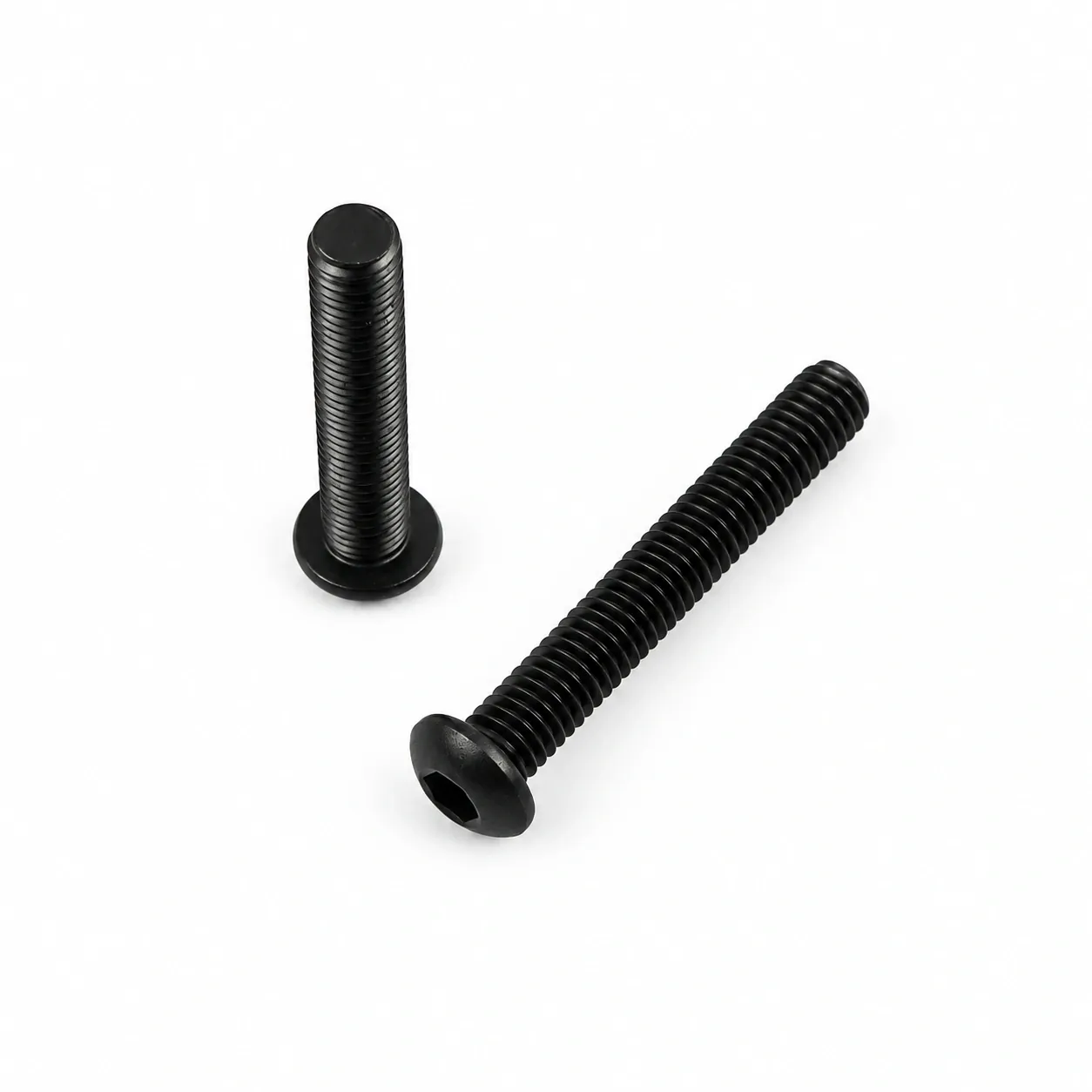 EAF-C64 — น็อตหัวจมกลมดำ M6x40