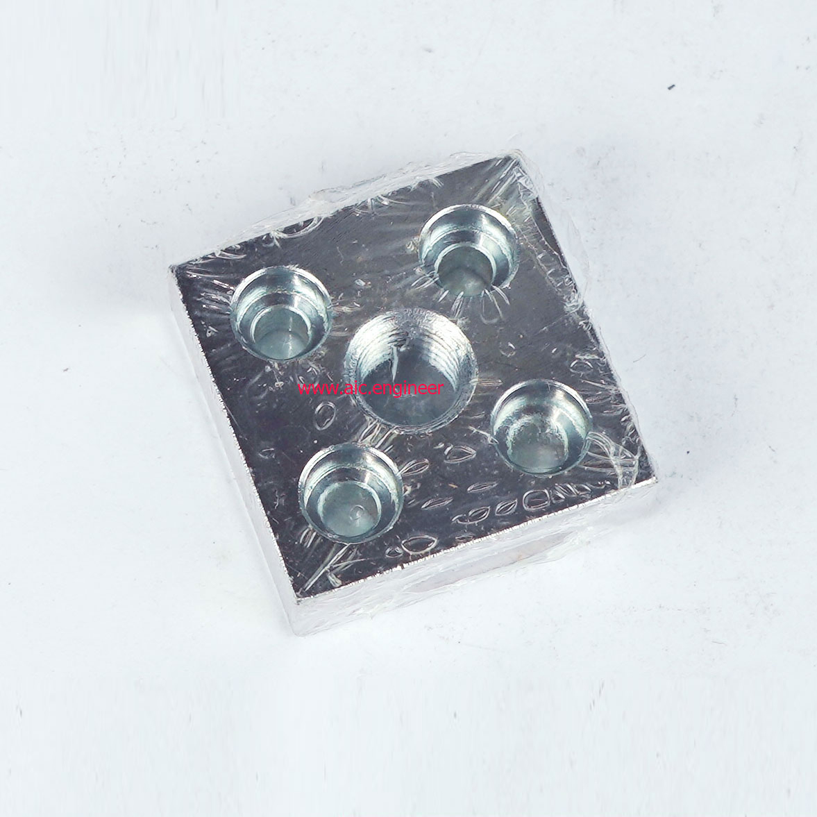 IEZ-48 — Foot Base 40x80mm เหล็ก M16
