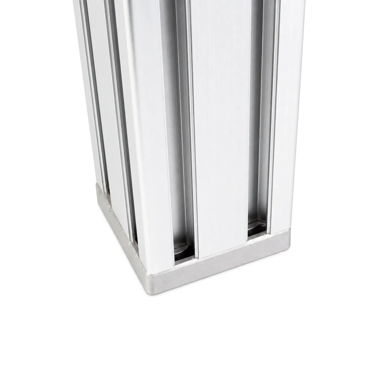 IEZ-66A — Foot Base 60x60mm M16