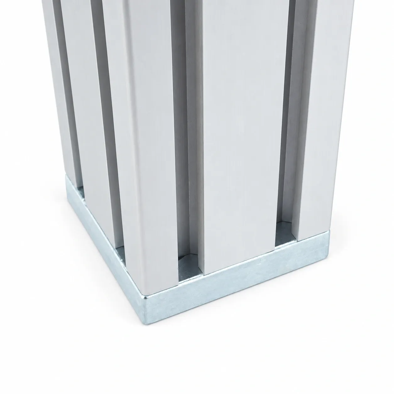 IEZ-8 — Foot Base 80x80mm เหล็ก M20